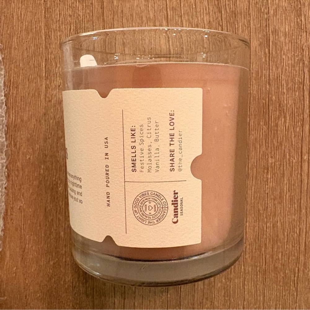 Candier Seasonal Happy Falladays Candle All Natural Soy Fall Candle BRAND NEW - Picture 4 of 9